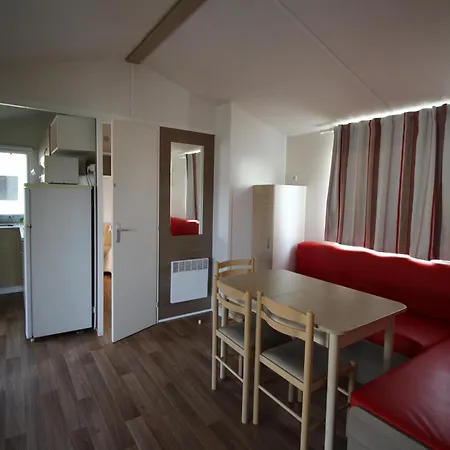 Land's Hause Par La Conciergerie Francaise Emplacement E3